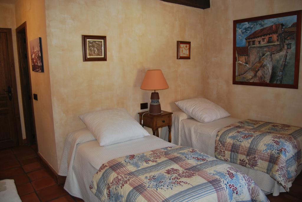 La Casa De San Gil Guest House Atienza Cameră foto